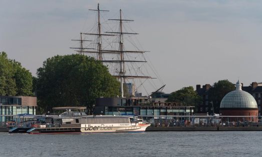 Tour privato in battello da Londra a Greenwich con guida italiana