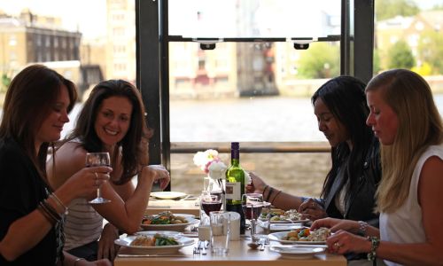 Pranzo a Londra in Crociera sul Tamigi